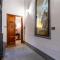 Historic Apartment Borgo Ognissanti, 8 Florence