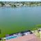 Family-Friendly Home With Heated Pool and Kayaks Villa