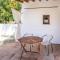 Nice Home In El Borge With Wifi - Borge