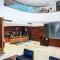 Four Points by Sheraton Vadodara - Vadódara