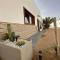 La Graciosita Traditional Home