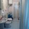 Intero appartamento, bilocale di 55 mq ,soggiorno-cucina open con divano letto, una camera matrimoniale ,con Giardino privato e corte - 滨海弗兰卡维拉