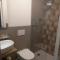 In fully equipped apartment Private single room with private bathroom in Porta romana area Jellow line subway Porta romana - adress Corso Lodi 6 - Milan