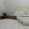 Comfy 2-Bedroom Apt, 10mins Walk to Beach - GBHC5 - 格兰贝伊