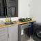 Comfy 2-Bedroom Apt, 10mins Walk to Beach - GBHC5 - 格兰贝伊