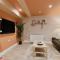 Central Spacious Quirky Apartment in Birmingham with Free Wi-Fi, Parking
