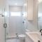 BRAND NEW 2024 4/3.5 w/pool and water views - Galveston