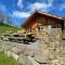 Bothy Cabin -Log cabin in wales - with hot tub - Newtown