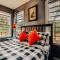 Unique Tree House Stay by UT Campus - Steps from Moody Center & Capitol - Austin