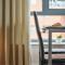West One City Home from Home with secure parking - Sheffield