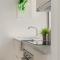 Bright and functional apartment - Corso Genova