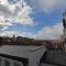 New Colourful & Spacious 2 Bedroom Apartment in Central Birmingham with Free Wifi, Parking and Keyless Access