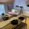 Chic Central Birmingham Jewellery Quarter Apartment With Free Wifi, Parking and Keyless Access, 4 beds