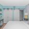 The Palace 2110