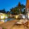 Coconut Palms huge swimming pool and pool table V136 - Rawai Beach