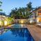 Coconut Palms huge swimming pool and pool table V136 - Rawai Beach