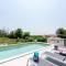 Modern villa with swimming pool and fenced garden - Žminj