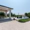 Modern villa with swimming pool and fenced garden - Žminj