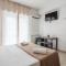 Napoli Fly Guest House 290