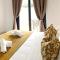 Luxury Stay at Mackenzie Beach with Private Parking and Balcony