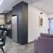 Luxury Stay at Mackenzie Beach with Private Parking and Balcony