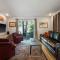 Relaxing 2 Bedroom steps from Vail Resort - 范尔