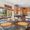 New Listing - Docs Place - Beautiful Hot Tub Views