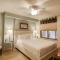 Unit 520 - 3br condo with balcony views - آفون