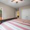 New Listing Peaceful 4bd in the woods