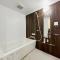 bHOTEL Nagomi - 1 BR Apt on the 9th flr with City view for 10 Ppl - Hirošima