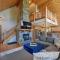 Berkshire Vacation Rentals: Great Barrington Cabin Sleeps 14 Walk To Town - Great Barrington