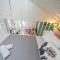 Alikis Home