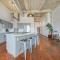 2BR 2BA Spacious Historic Loft With Gym by ENVITAE