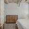 2BR 2BA Spacious Historic Loft With Gym by ENVITAE
