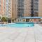 2BR Executive City Suite With Gym & Pool - Arlington