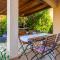 Lovely Apartment In Vantacici
