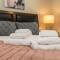 Roomy Town Home, Mickey-Themed Bedroom! #4BV550