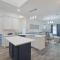 The Blue Holly - Bright & Spacious with a Pool