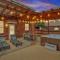 Colonial Style Retreat ft Pool Cinema jacuzzi - Saginaw