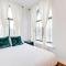 M11 Gorgeous Bright Corner 2BR in Heart of MTL