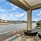 Waterfront NASA Heated Pool and Ultimate Game Room - Seabrook