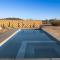 Escondite: Modern Desert Hideout w Pool + Spa - Landers