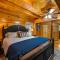 Updated, 6 Bedroom Family Cabin with Creek Views!! - Sevierville