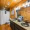 Updated, 6 Bedroom Family Cabin with Creek Views!! - Sevierville