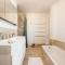 City Luxury with City Views in Ville Haute