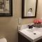 Charming 1BR Efficiency Apt Near TTU & Downtown - كوكفل