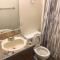 Downstairs One Bedroom Close To Fort Sill!