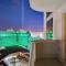 MGM Signature-28-602 1Br 2Ba Balcony Jacuzzi Suite - Лас-Вегас