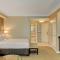 MGM Signature-22-611 Strip View Jacuzzi Studio - Лас-Вегас