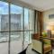 MGM Signature-22-611 Strip View Jacuzzi Studio - Лас-Вегас